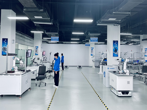 中奕科技攜手岳信，IP56X 砂塵試驗箱開啟產(chǎn)品防塵新征程
